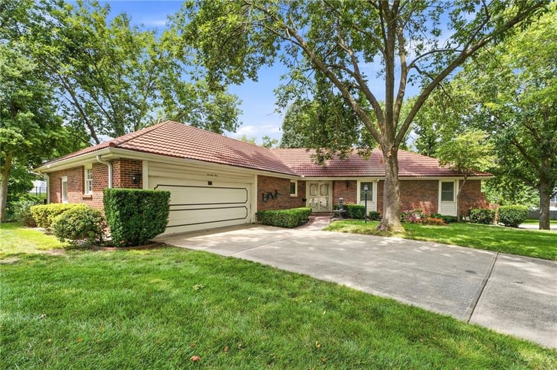 71 106th Ter, Kansas City, MO 64114