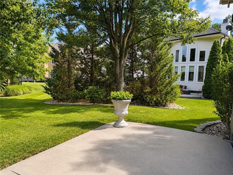 12302 W 139th Ter, Overland Park, KS 66221