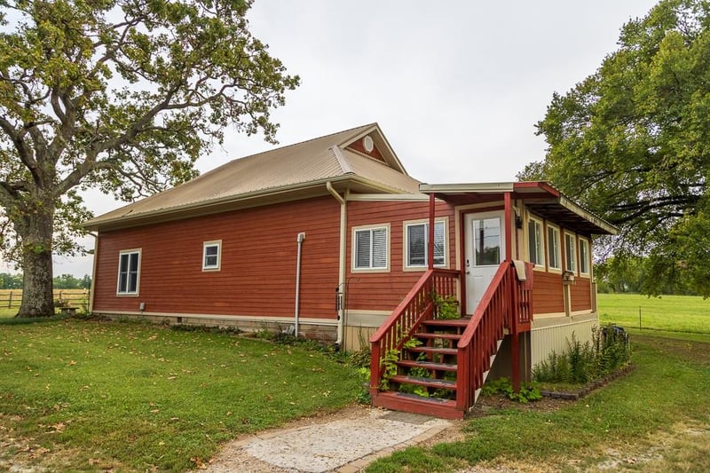 10374 1575 Rd, Nevada, MO 64772