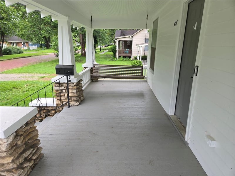 408 Miami St, Paola, KS 66071