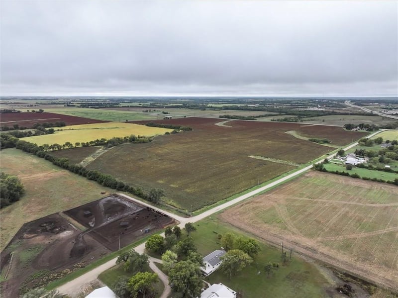 2960 Labette Rd, Ottawa, KS 66067