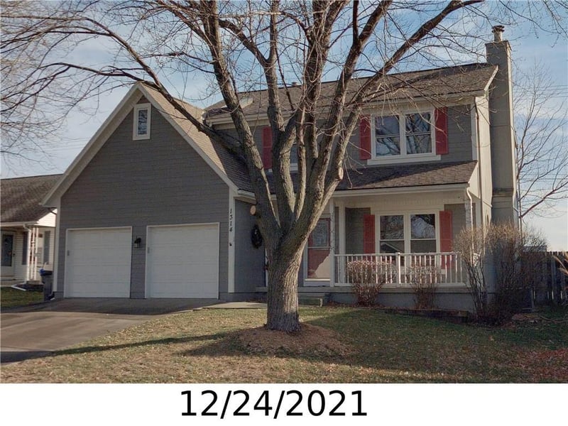 1314 Annie St, Olathe, KS 66061