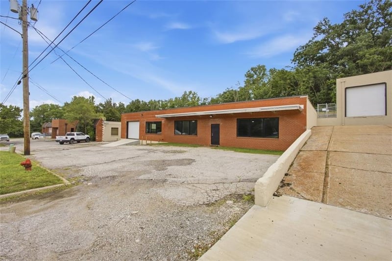 5629 Raytown Rd, Kansas City, MO 64133