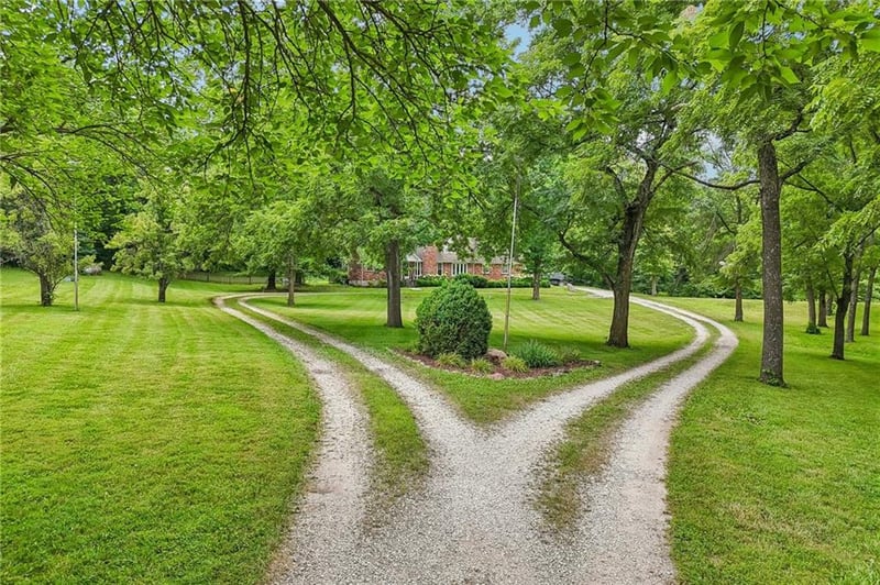 21629 Green Rd, Leavenworth, KS 66048