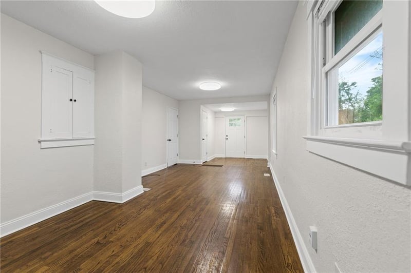 1131 49th Ter, Kansas City, KS 66102
