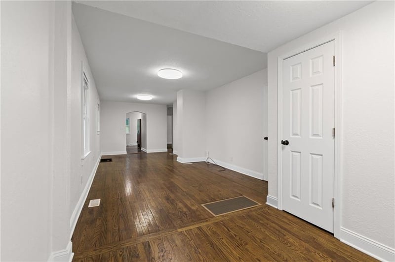 1131 49th Ter, Kansas City, KS 66102