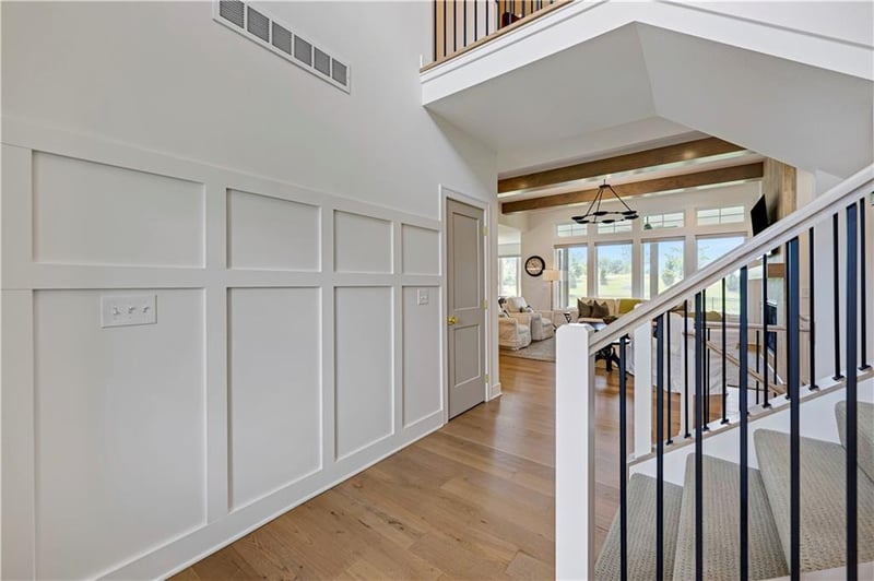 18604 Howe Dr, Overland Park, KS 66085