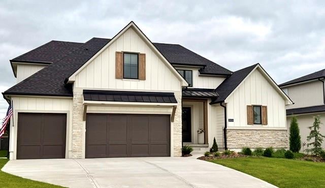 18604 Howe Dr, Overland Park, KS 66085