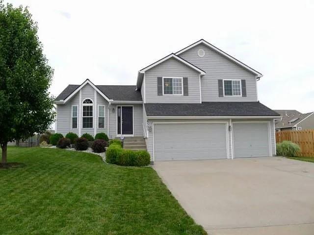 8505 Arcola Ave, Kansas City, MO 64153