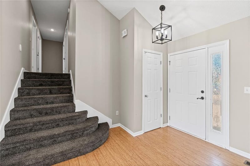 8505 Arcola Ave, Kansas City, MO 64153