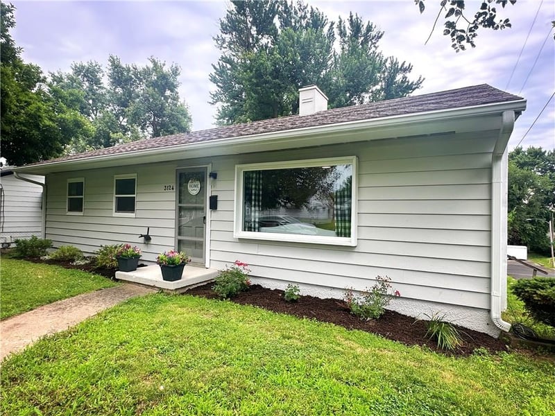 3124 Midland St, St Joseph, MO 64501