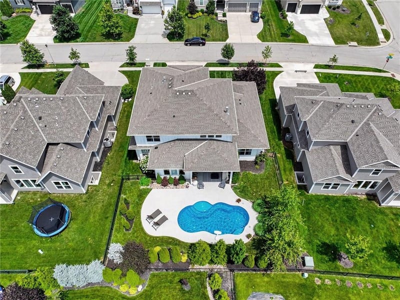 18332 Monrovia St, Overland Park, KS 66013