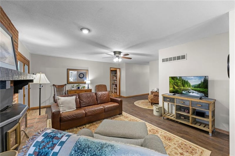 15911 State Route Kk Hw, Pleasant Hill, MO 64080
