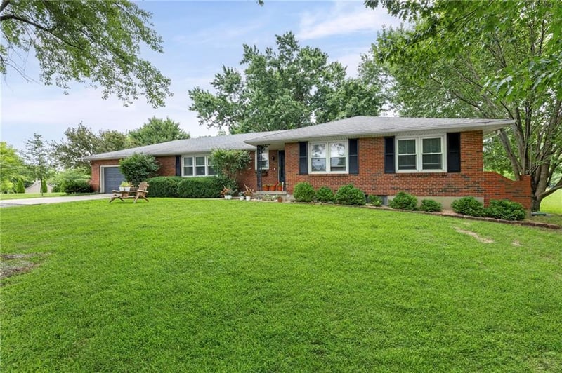 15911 State Route Kk Hw, Pleasant Hill, MO 64080