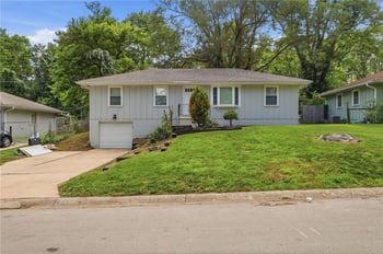 11016 Herrick Ave, Kansas City, MO 64134