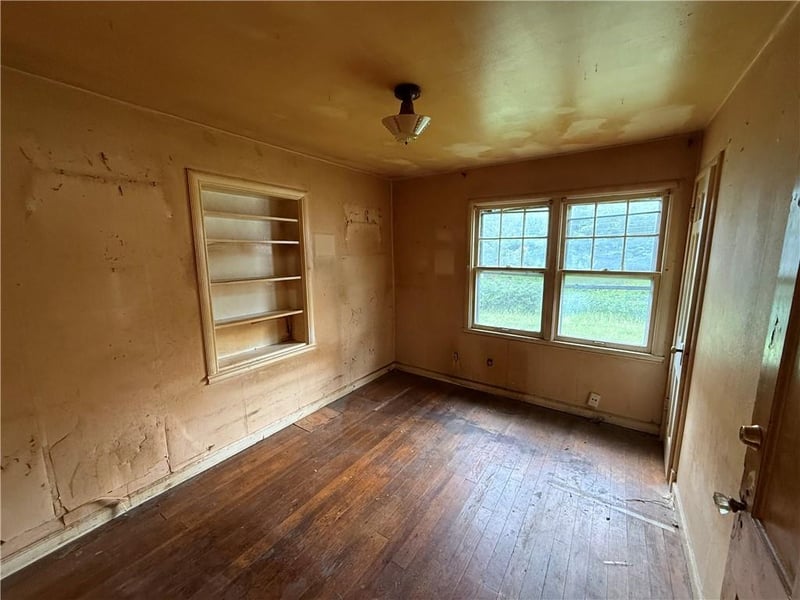 7 E 85th St, Kansas City, MO 64114