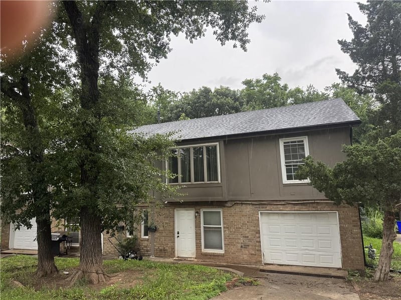 3906 123 Ter, Grandview, MO 64030