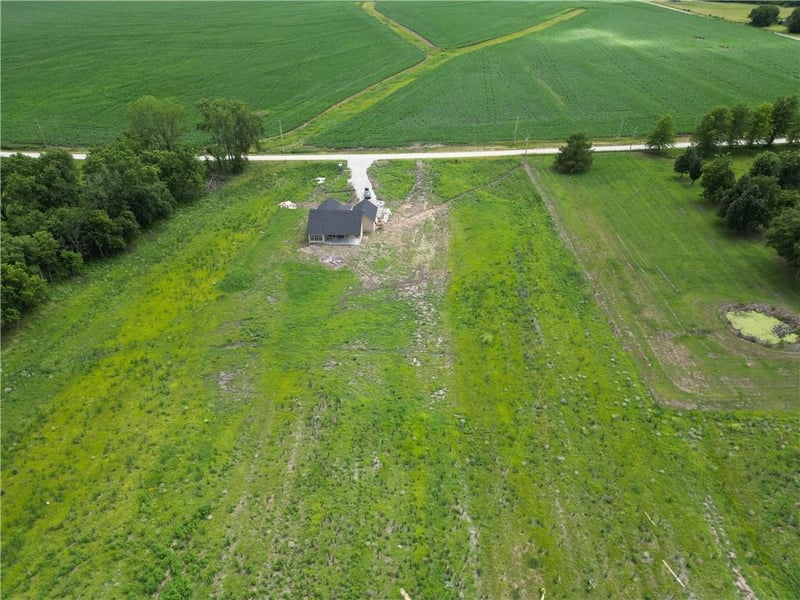 8915 Varner Rd, Odessa, MO 64076