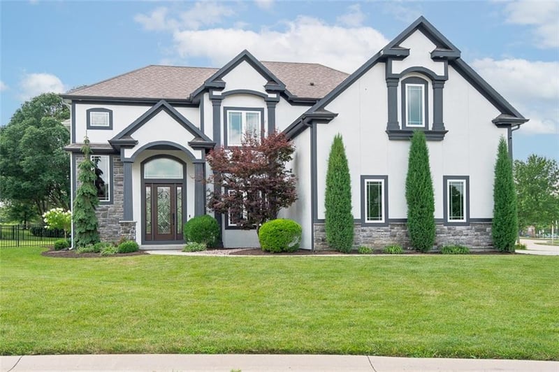 7817 Green St, Shawnee, KS 66227