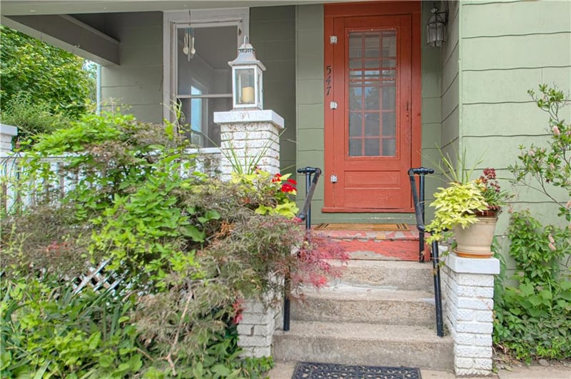 547 Main St, Weston, MO 64098