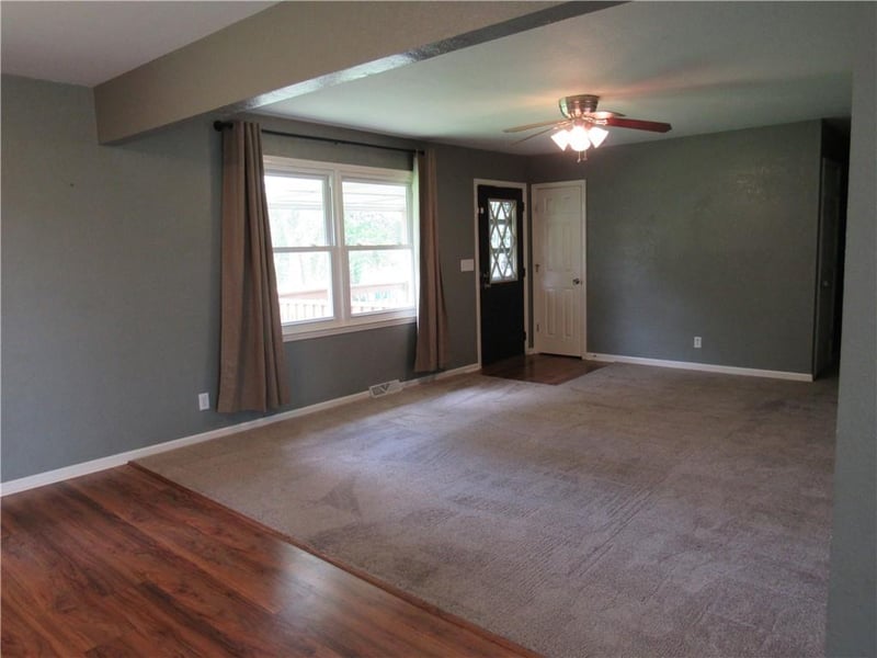30309 283rd St, Garden City, MO 64747