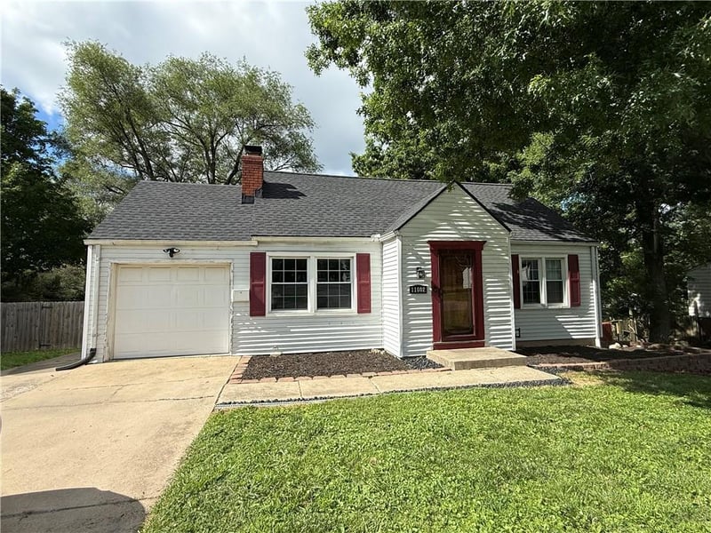 11602 37th St, Independence, MO 64052