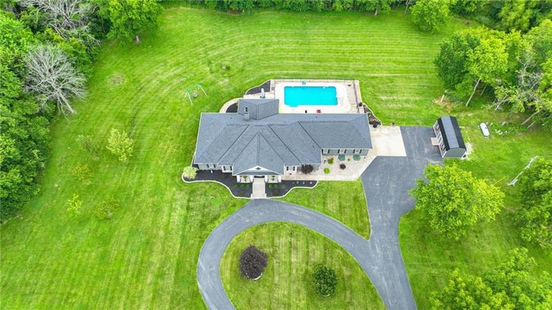15100 E 215th St, Peculiar, MO 64078
