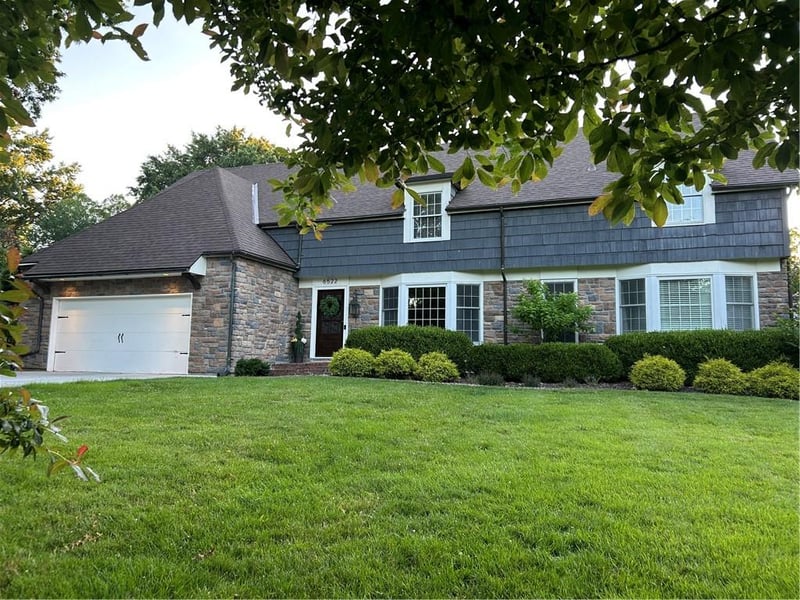 6522 Willow Ln, Mission Hills, KS 66208
