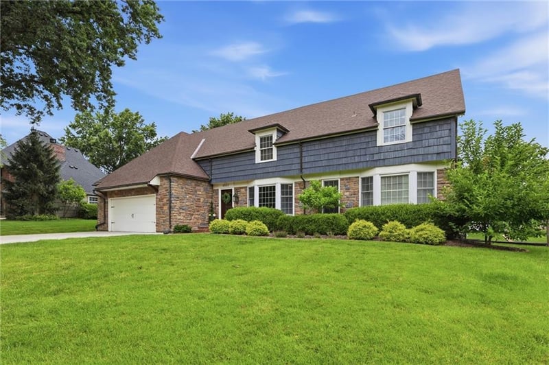 6522 Willow Ln, Mission Hills, KS 66208