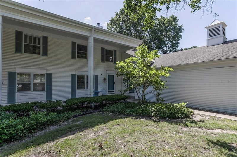 10553 Riley St, Overland Park, KS 66213