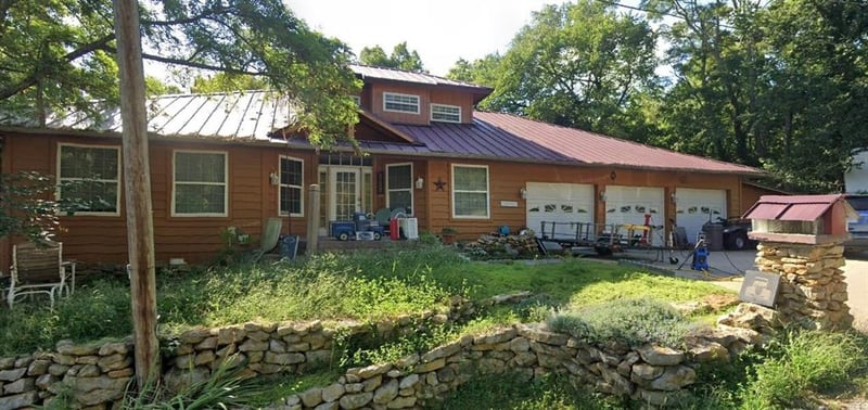 608 N 3rd St, Wathena, KS 66090