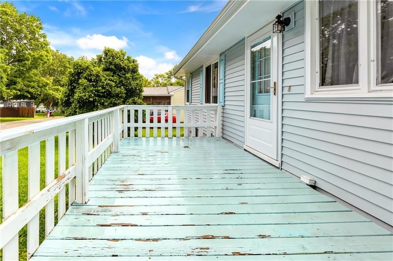 16607 2nd N St, Independence, MO 64056