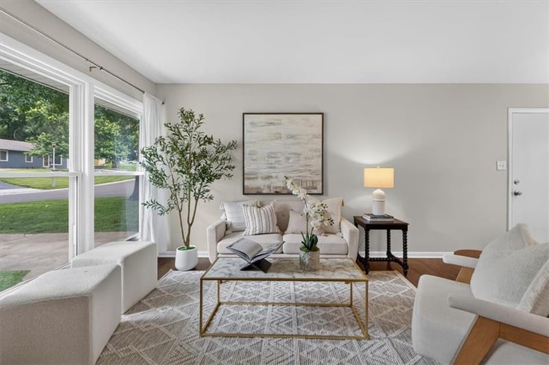 8521 Goodman St, Overland Park, KS 66212