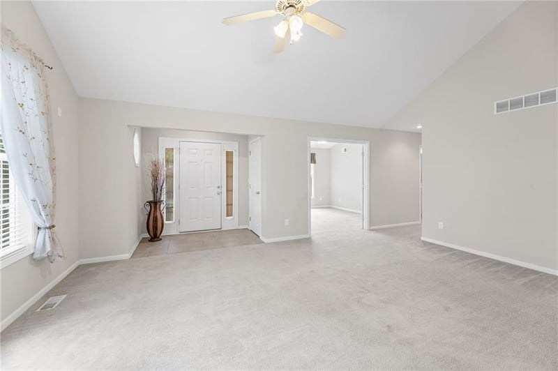 15171 Symphony Dr #3002, Olathe, KS 66062