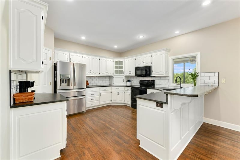 483 1501st Rd, Holden, MO 64040