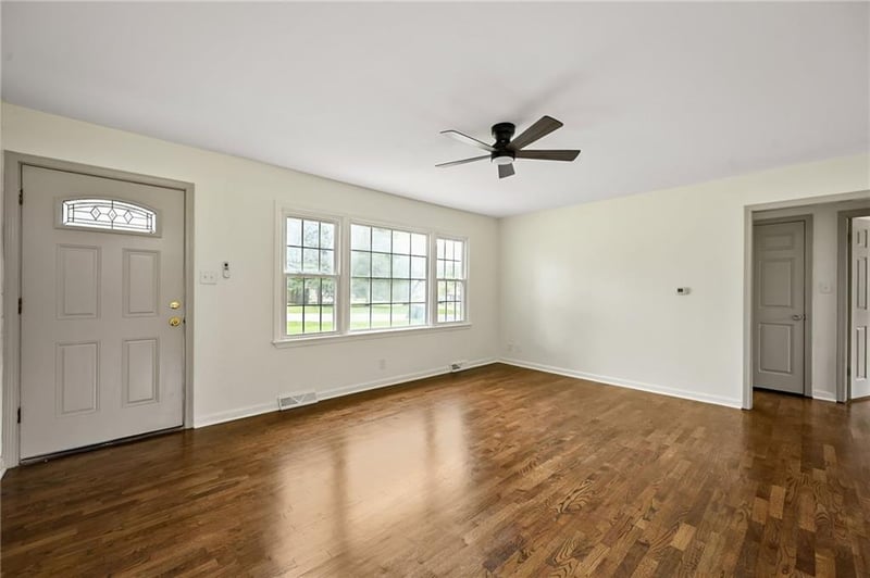 3032 Iowa St, Leavenworth, KS 66048