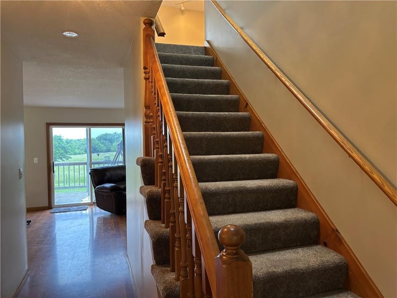 10510 327th St, Paola, KS 66071