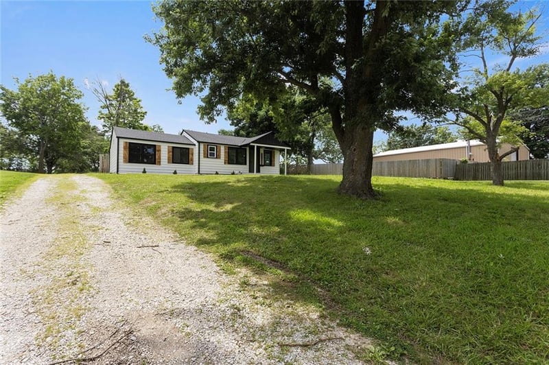 12901 61st St, Kansas City, MO 64133