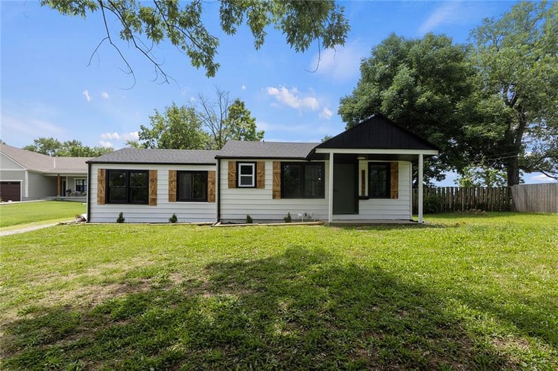 12901 61st St, Kansas City, MO 64133