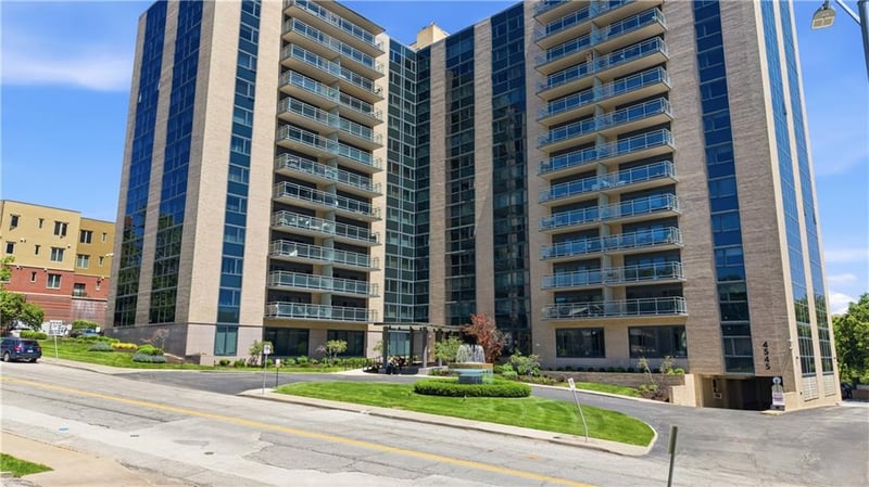 4545 Wornall Rd #609, Kansas City, MO 64111