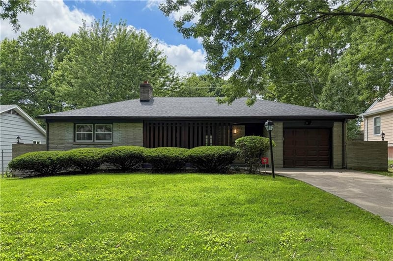 7806 Campbell St, Kansas City, MO 64131