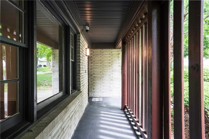 7806 Campbell St, Kansas City, MO 64131