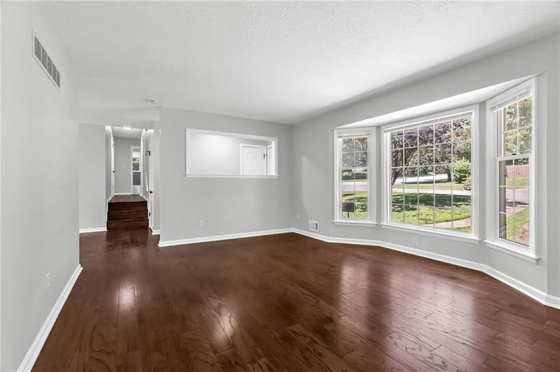 6217 Crisp Ave, Kansas City, MO 64133