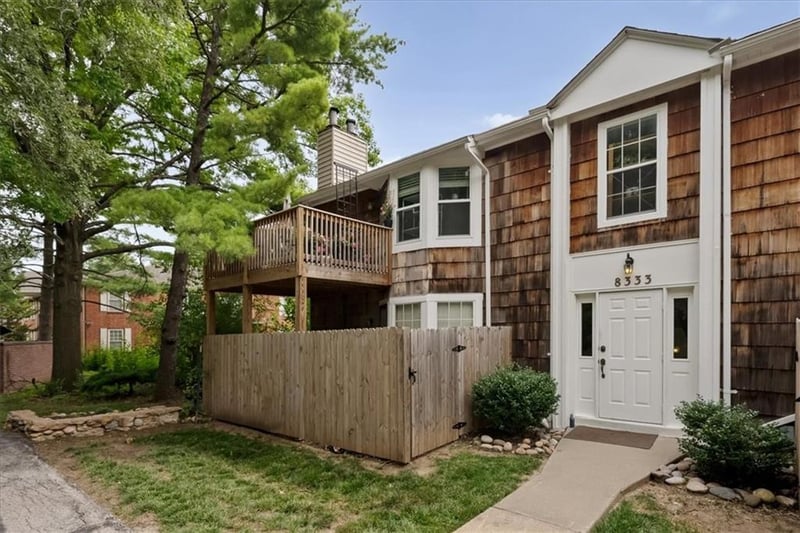 8333 Lowell Ave #3, Overland Park, KS 66212