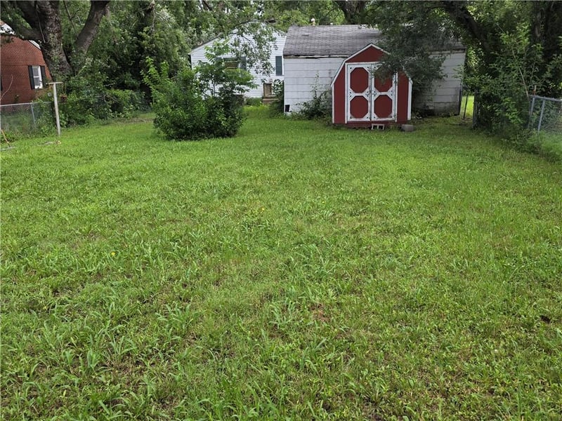 212 Melvin St, Arma, KS 66712
