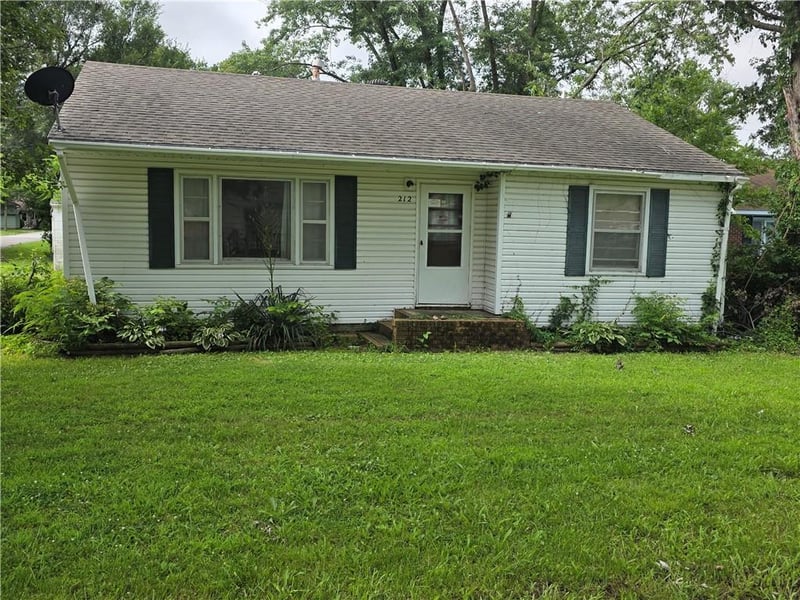 212 Melvin St, Arma, KS 66712