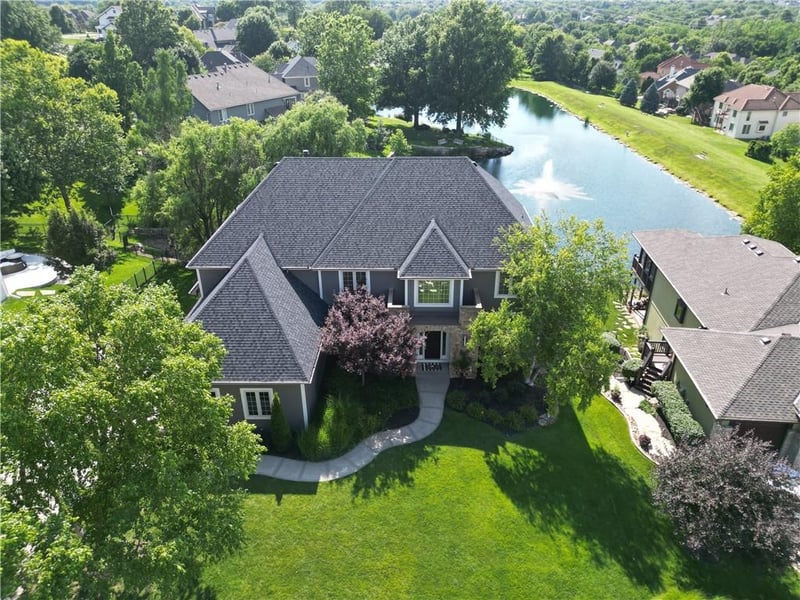 14536 Grant St, Overland Park, KS 66221