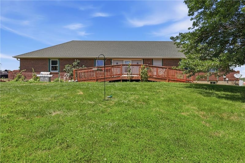 4457 Gillen Rd, Odessa, MO 64076