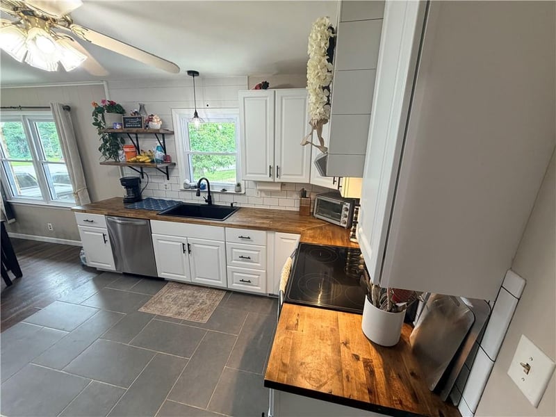 1602 Olive St, Pittsburg, KS 66762