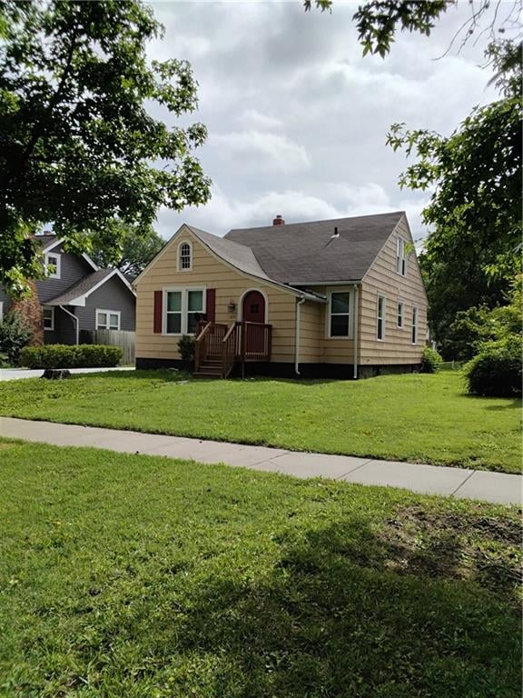 1231 Hickory St, Ottawa, KS 66067